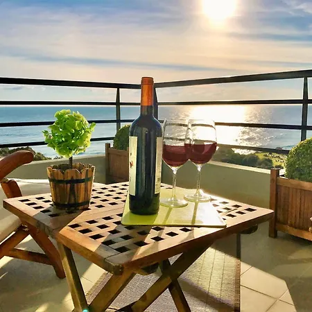 아파트 Luxury Seaview - Balcony Facing Ocean, Private Garage, Wifi, Ac *